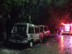 2 Mobil Angkot Hangus Terbakar, Masih Dalam Penyelidikan Petugas