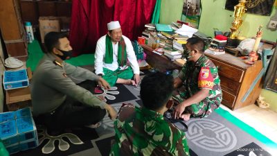 Kapolsek Kangayan Bersama Danposramil Setempat Melakukan Safari Jumat