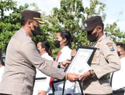 16 Orang Anggota Polres Sampang Berprestasi Dapat Reward
