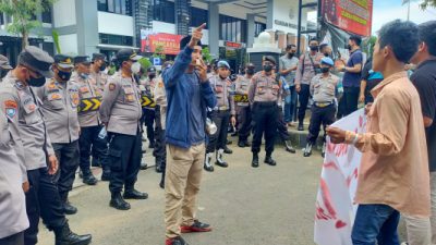 Ulah 2 Oknum Jaksa Nakal, Kejari Sumenep Dikepung Massa BPK