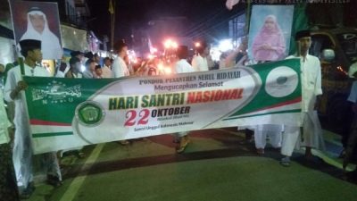 Rayakan HSN 2022 Ribuan Santri PP Nurul Hidayah Bersholawat