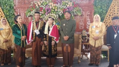 Bupati Ngawi Menggelar Resepsi Ngunduh Mantu 134 Pasangan Pengantin