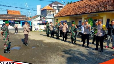 Polsek Dan Koramil 0828/01 Sampang Gelar Apel Gabungan