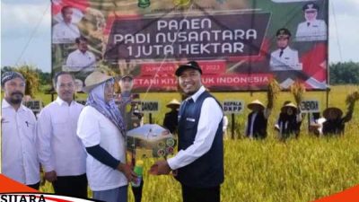 Melalui DKPP Pemkab Sumenep Menggelar Panen Padi Nusantara Sejuta Hektar