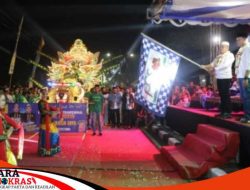 Bupati Sampang Menghibur Masyarakat Dengan Festifal Musik Daul