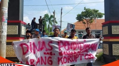 Dinas Pendidikan Bangkalan di Geruduk Masa LSM PERDA