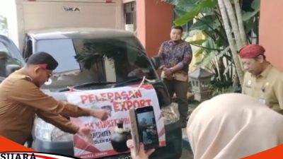 Pemkab Sumenep Melalui Diskoperindag Melepas Ekspor Produk UMKM