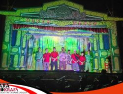 Polsek Kangayan Menyajikan Hiburan Ludruk Untuk Masyarakat Kepulauan