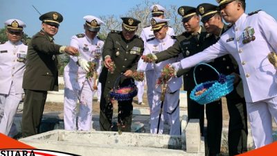 Menyambut HUT TNI Ke-78 Danlanal Batuporon Gelar Ziarah Kubur