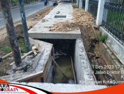 Pekerjaan Proyek Drainase Terkesan Dibiarkan Asal Jadi