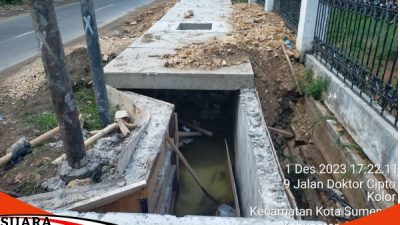 Pekerjaan Proyek Drainase Terkesan Dibiarkan Asal Jadi
