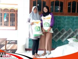 Pemdes Polongan Membagikan Bansos Pangan 149 KK
