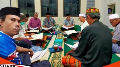 Jamaah Masjid Babussalam Khatam Al Qur'an Dan Keutamaannya 