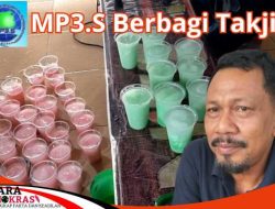 MP3.S Bagikan Takjil Es Kelapa Kepada Jamaah Masjid Babussalam