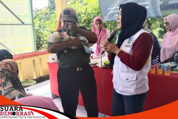 Tim Kesehatan Provinsi Jatim Dalam Memberikan Edukasi Stunting