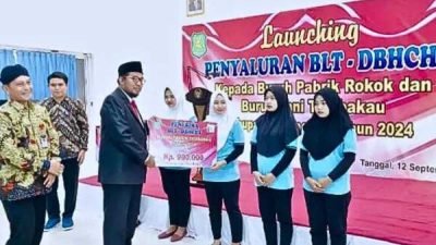 BLT DBHCHT Disalurkan Kepada Ribuan Buruh Pabrik dan Buruh Tani Tembakau