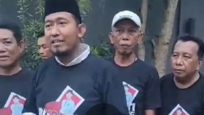 Achmad Fauzi Tanggapi Julukan “Bupati Tong-Tong” Dengan Santai dan Senyuman