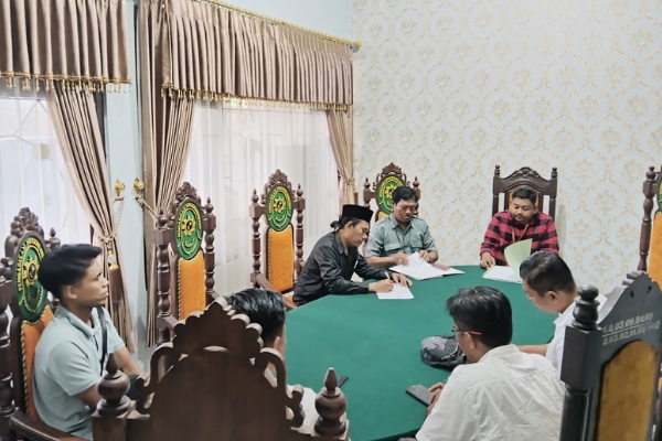 Agenda ke-3 Gugatan Media Terhadap Polres Sumenep Penggugat Memberikan Resume