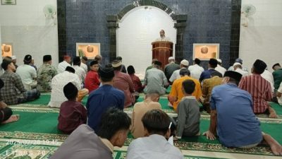 Suasana Tarawih Malam Pertama di Masjid Babussalam