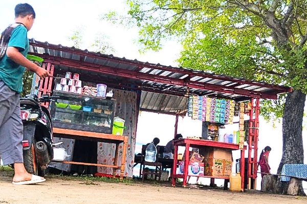 Warung Koperasi Alamanah Menara Siap Sambut Wisatawan Pasca Hari Raya