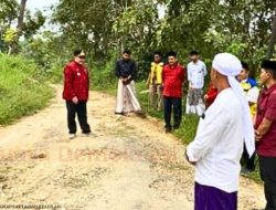 Wakil Bupati Tinjau Jalan Penghubung Tiga Desa