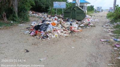 Lempar Tanggung Jawab Sampah Kian Tak Tertangani