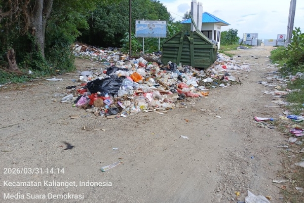 Lempar Tanggung Jawab Sampah Kian Tak Tertangani
