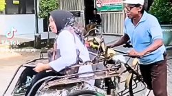 Direktur RSUD Sumenep Naik Becak Teladani Hemat Energi